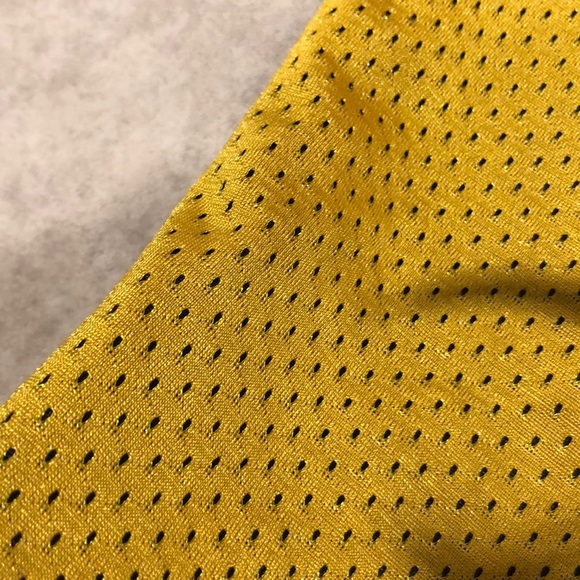 Michigan reversible athletic top - Picture 3 of 4